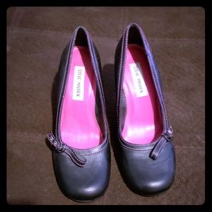 Steve Madden black and pink heels